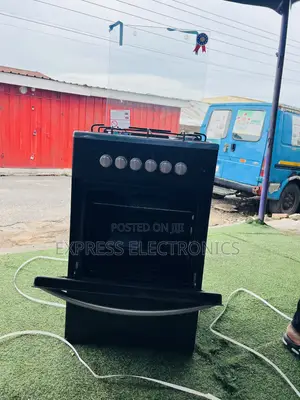 Brand New 4-Burner Gas Cooker Oven