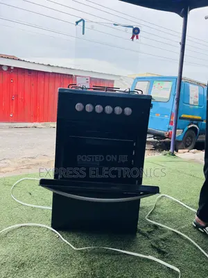Brand New 4-Burner Gas Cooker Oven