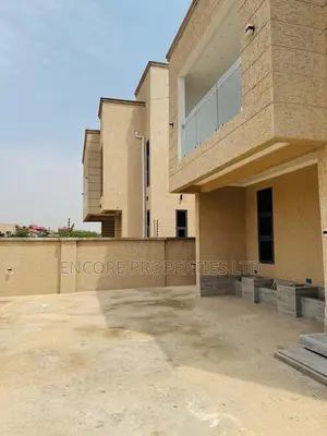 4 Bedroom House for Sale in Ashaley Botwe