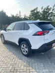 Toyota RAV4 XLE 2025 White - 3