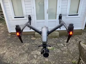 DJI Inspire 2 Drone with Zenmuse X5S Camera