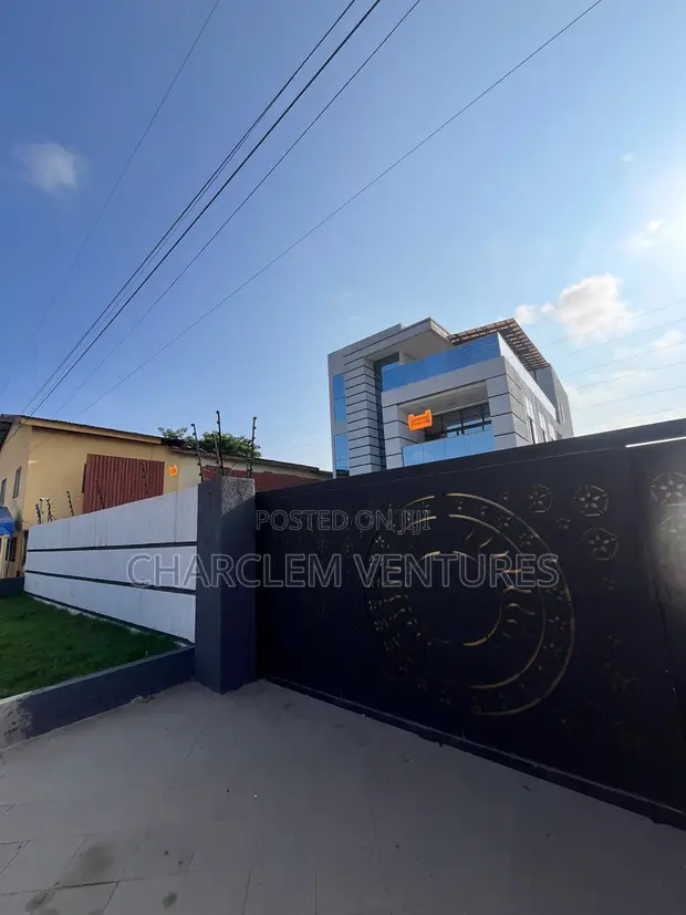 5 Bedroom Luxury House for Rent in East Legon - 1