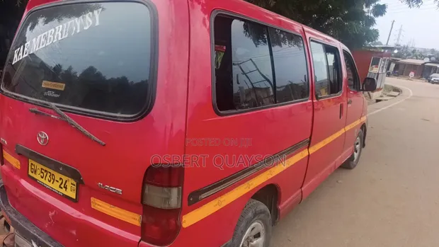 Toyota HiAce 2018 - 1