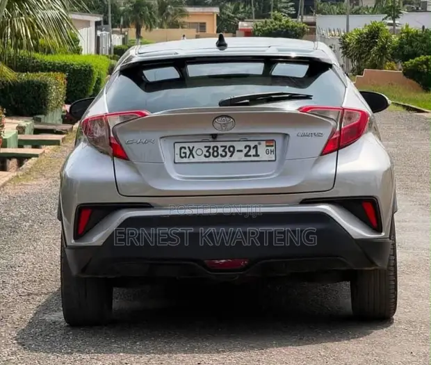 Toyota C-HR 2019 Gray - 1