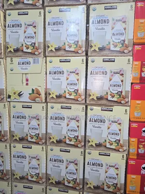 Kirkland Unsweetened Vanilla Almond Beverage (6 Pack)