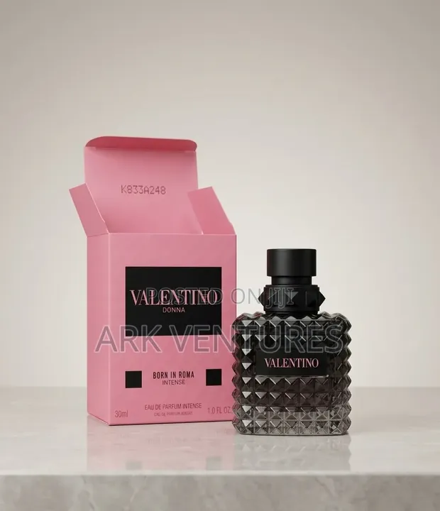 Valentino Donna Born in Roma Intense Eau De Parfum 100ml - 1