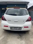 Nissan Versa 1.8 S 2007 White - 5