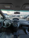 Toyota Sienta 2012 Brown - 5