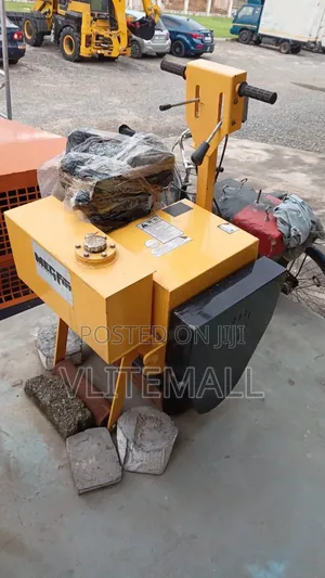 Road Roller 300kg Mini Vibratory Compactor