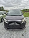 Toyota Noah 2015 Brown - 1