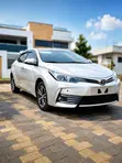 Toyota Corolla XLE 2019 Silver - 1