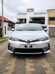 Toyota Corolla XLE 2019 Silver - 2