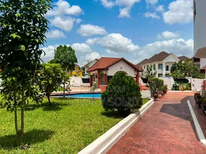 5-Bedroom House with Pool for Rent in Trasacco