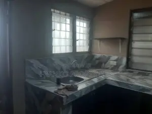 1-Bedroom Apartment for Rent in Lakeside Estate
