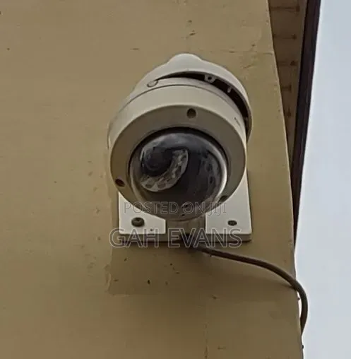 Hikvision 8-Channel DVR with 5 Cameras - 1