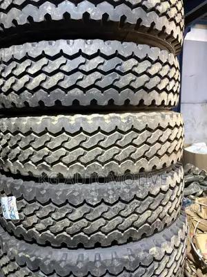 13R22.5 Linglong LLA01 Tire