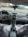 2013 Hyundai Elantra Limited Sedan FWD (1.8L) - 5