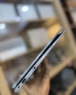 Lenovo ThinkPad X1 Yoga Gen 6 Laptop