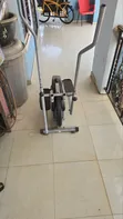 Gold's Gym Leg Machine - 5