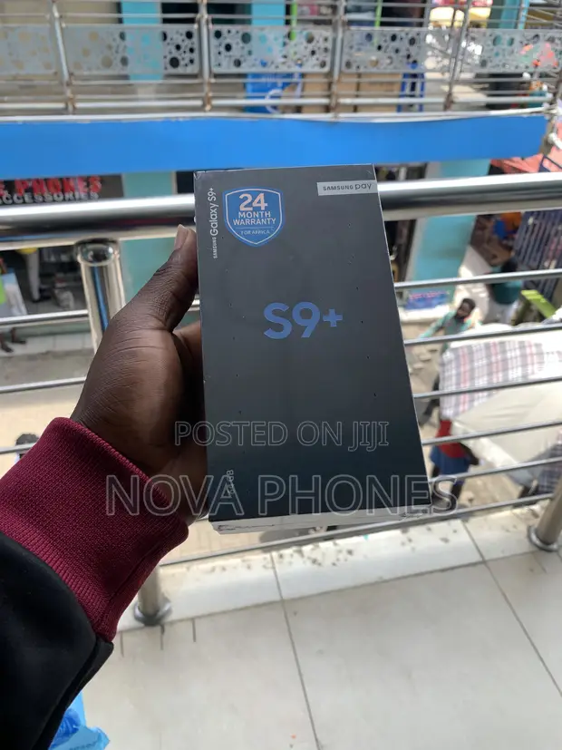 New Samsung Galaxy S9 Plus 64GB Black - 1