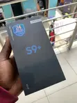 New Samsung Galaxy S9 Plus 64GB Black - 4