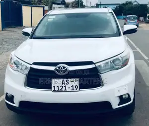 Toyota Highlander XLE 2016