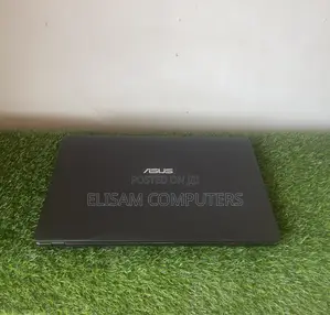 Asus GL552VX Laptop: Intel Core i7, 8GB RAM, 256GB SSD