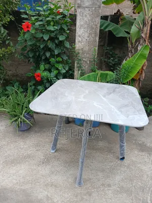 Royal Comfort Marble Dining Table