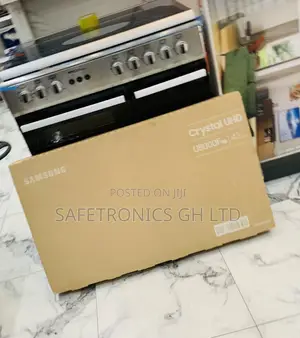 Samsung 43" Crystal UHD Series 43U8072F TV (2025)