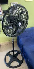 AMP Standing Fan 18'' - 3
