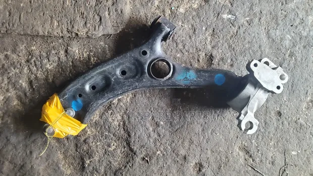 Honda CR-V 2017-2022 Lower Control Arm - 1