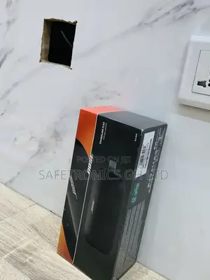 Brand New Bose SoundLink Flex Bluetooth Speaker