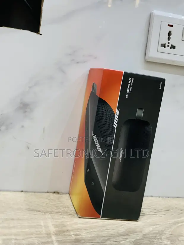 Bose SoundLink Flex Bluetooth Speaker - 1