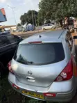 Nissan Versa 1.6 S Sedan CVT 2010 Silver - 3
