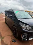 Toyota Voxy V 2WD 7-Seater 2015 Black - 5