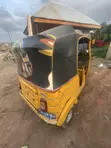 Bajaj RE 2019 Yellow - 3