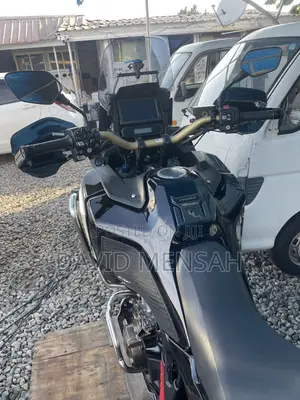 Honda Africa Twin Adventure Sports 1100cc Automatic