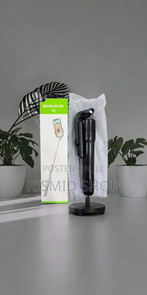 R1 3-in-1 Compact Selfie Stick with Bluetooth Remote - 1