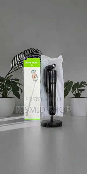 R1 3-in-1 Compact Selfie Stick with Bluetooth Remote