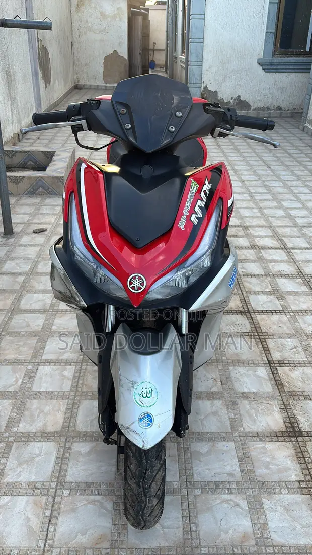Yamaha NMAX 155 Scooter 2022 Red - 1
