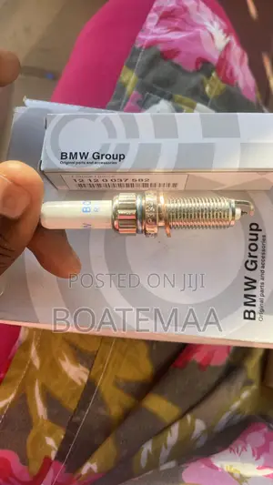 BMW Spark Plugs (Set of 8) - Brand New