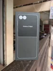 New Samsung Galaxy Z Flip8 256GB Black - 2