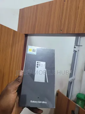 New Samsung Galaxy S24 Ultra 256GB