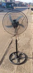 New Hansen 18-Inch Mechanical Stand Fan - 1