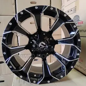 Toyota Hilux/Tacoma/Land Cruiser 16" Rim (6 Holes)