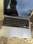Apple MacBook Pro 2020 - 3
