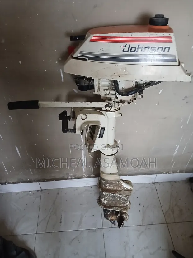 Johnson 4 Seahorse 87cc Outboard Motor - 1