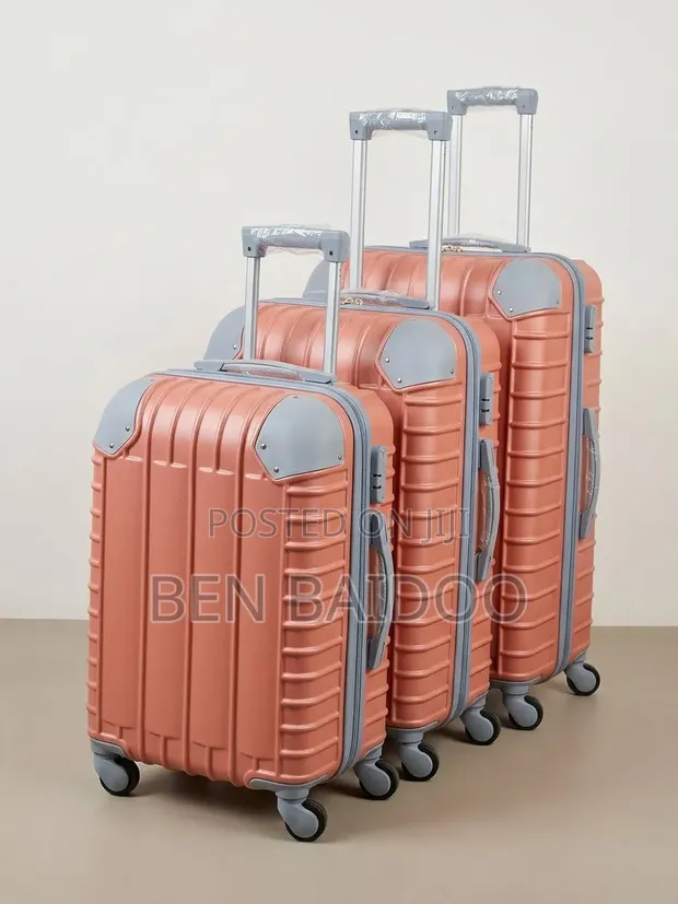 3-Piece Plastic Luggage Set - 1