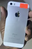 Apple iPhone SE (1st Gen) 32GB Gold - 1