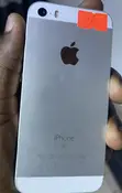 Apple iPhone SE (1st Gen) 32GB Gold - 4